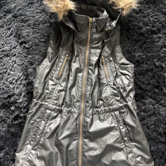 Athleta Alpine Air Vest - (XS) - Picture 6 of 8